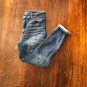 American Eagle Super High Rise Jegging